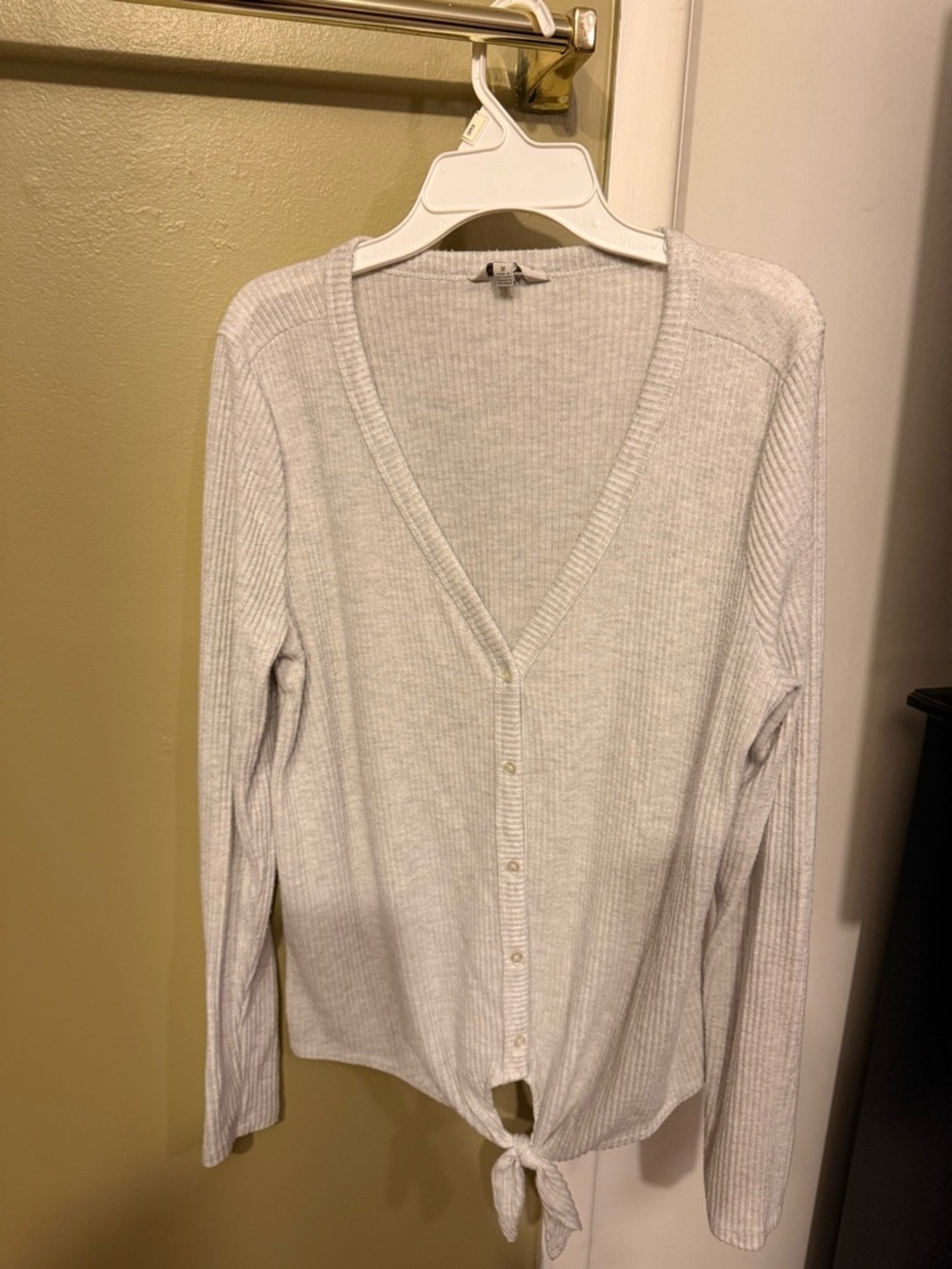 Lucky Brand Light Gray Ribbed Tie-Front V-Neck Cardigan